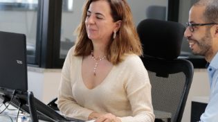 Rotina de trabalho no escritório da Merca